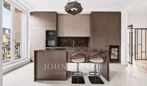 Sale Apartment Paris 16ème