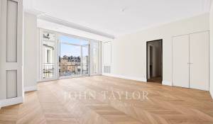 Sale Apartment Paris 16ème