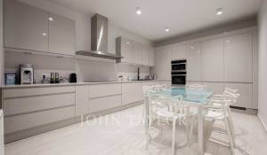 Sale Apartment Paris 16ème