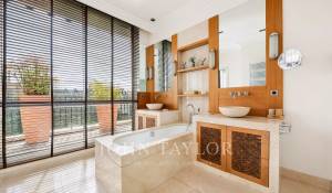 Sale Apartment Paris 16ème