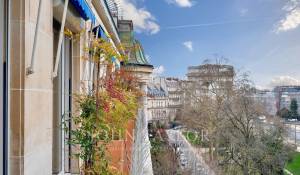 Sale Apartment Paris 16ème