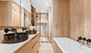 Sale Apartment Paris 16ème