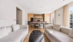 Sale Apartment Paris 16ème
