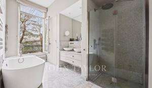 Sale Apartment Paris 16ème