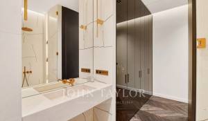 Sale Apartment Paris 16ème