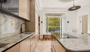 Sale Apartment Paris 16ème