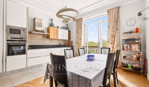 Sale Apartment Paris 16ème