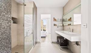 Sale Apartment Paris 16ème