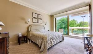 Sale Apartment Paris 16ème