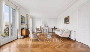 Sale Apartment Paris 16ème