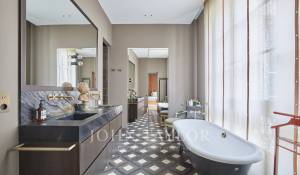 Sale Apartment Paris 16ème