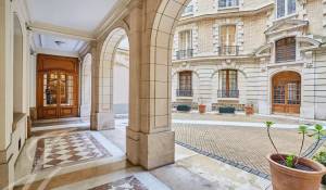 Sale Apartment Paris 16ème