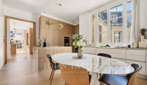 Sale Apartment Paris 16ème