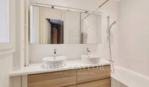 Sale Apartment Paris 16ème