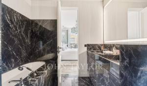 Sale Apartment Paris 16ème