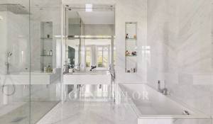 Sale Apartment Paris 16ème