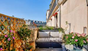 Sale Apartment Paris 16ème