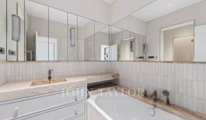 Sale Apartment Paris 16ème