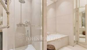 Sale Apartment Paris 16ème