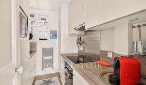 Sale Apartment Paris 16ème