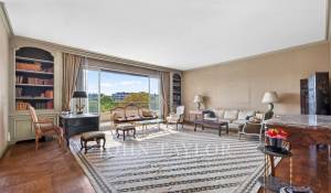 Sale Apartment Paris 16ème