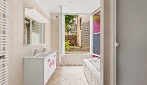 Sale Apartment Paris 16ème
