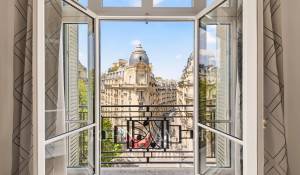 Sale Apartment Paris 16ème