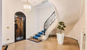 Sale Apartment Paris 16ème