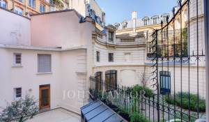 Sale Apartment Paris 16ème