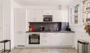 Sale Apartment Paris 16ème