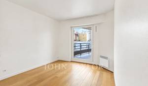 Sale Apartment Paris 16ème