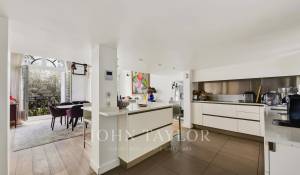 Sale Apartment Paris 16ème