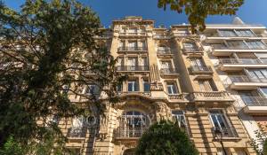 Sale Apartment Paris 16ème