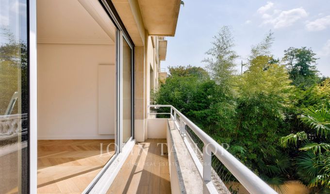 Sale Apartment Paris 16ème