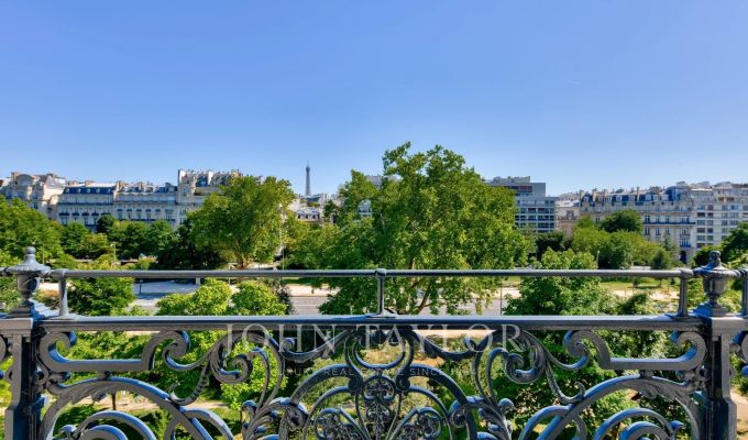 Sale Apartment Paris 16ème