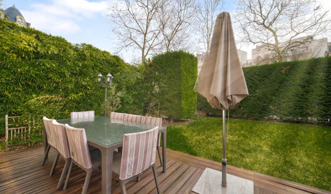 Sale Apartment Paris 16ème