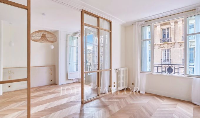 Sale Apartment Paris 16ème