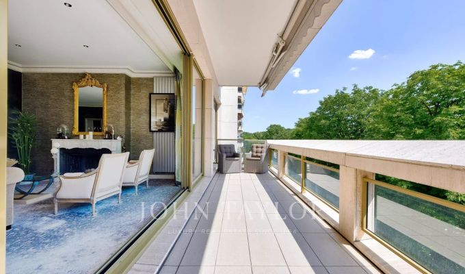 Sale Apartment Paris 16ème