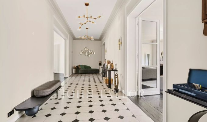 Sale Apartment Paris 16ème
