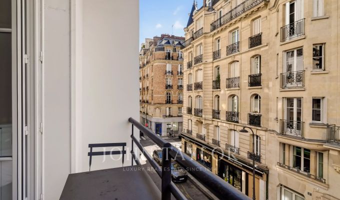 Sale Apartment Paris 16ème