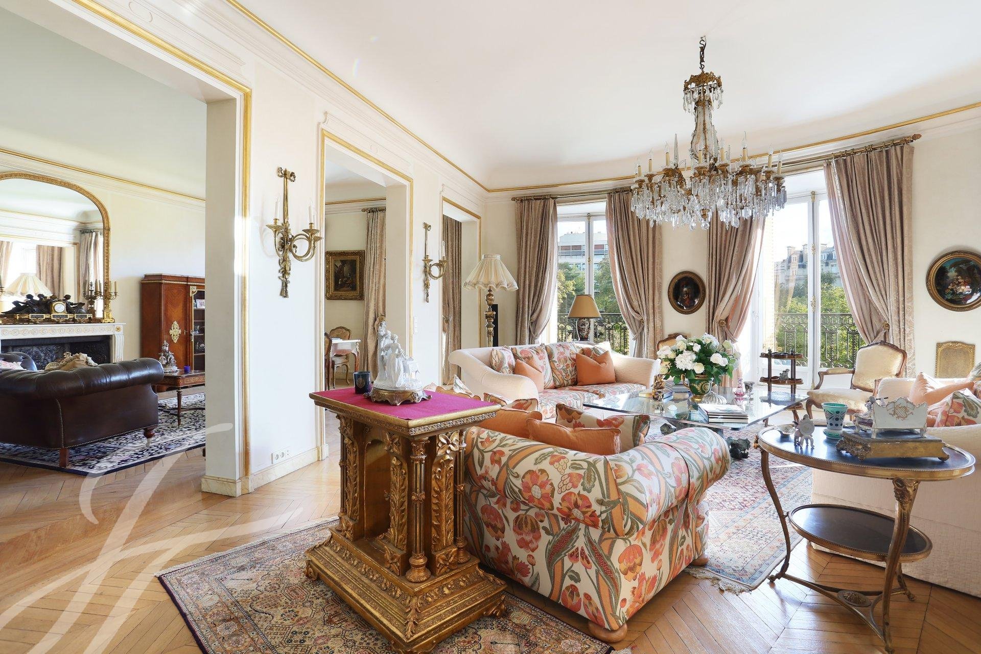 Ad Sale Apartment Paris 16ème (75016), 8 Rooms refV1438PA