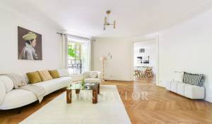 Sale Apartment Paris 17ème