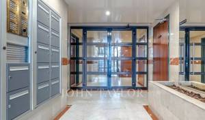 Sale Apartment Paris 17ème