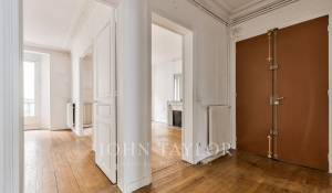 Sale Apartment Paris 17ème
