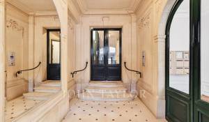 Sale Apartment Paris 17ème