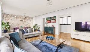 Sale Apartment Paris 17ème