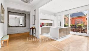 Sale Apartment Paris 17ème
