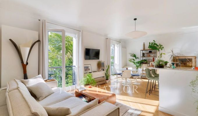 Sale Apartment Paris 17ème
