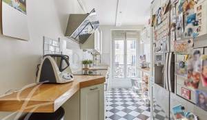 Sale Apartment Paris 18ème