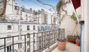 Sale Apartment Paris 18ème